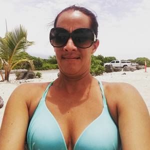 Meet your Posher, Caitlin